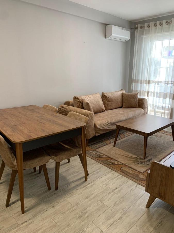 Lovely Apartment Tirana Extérieur photo